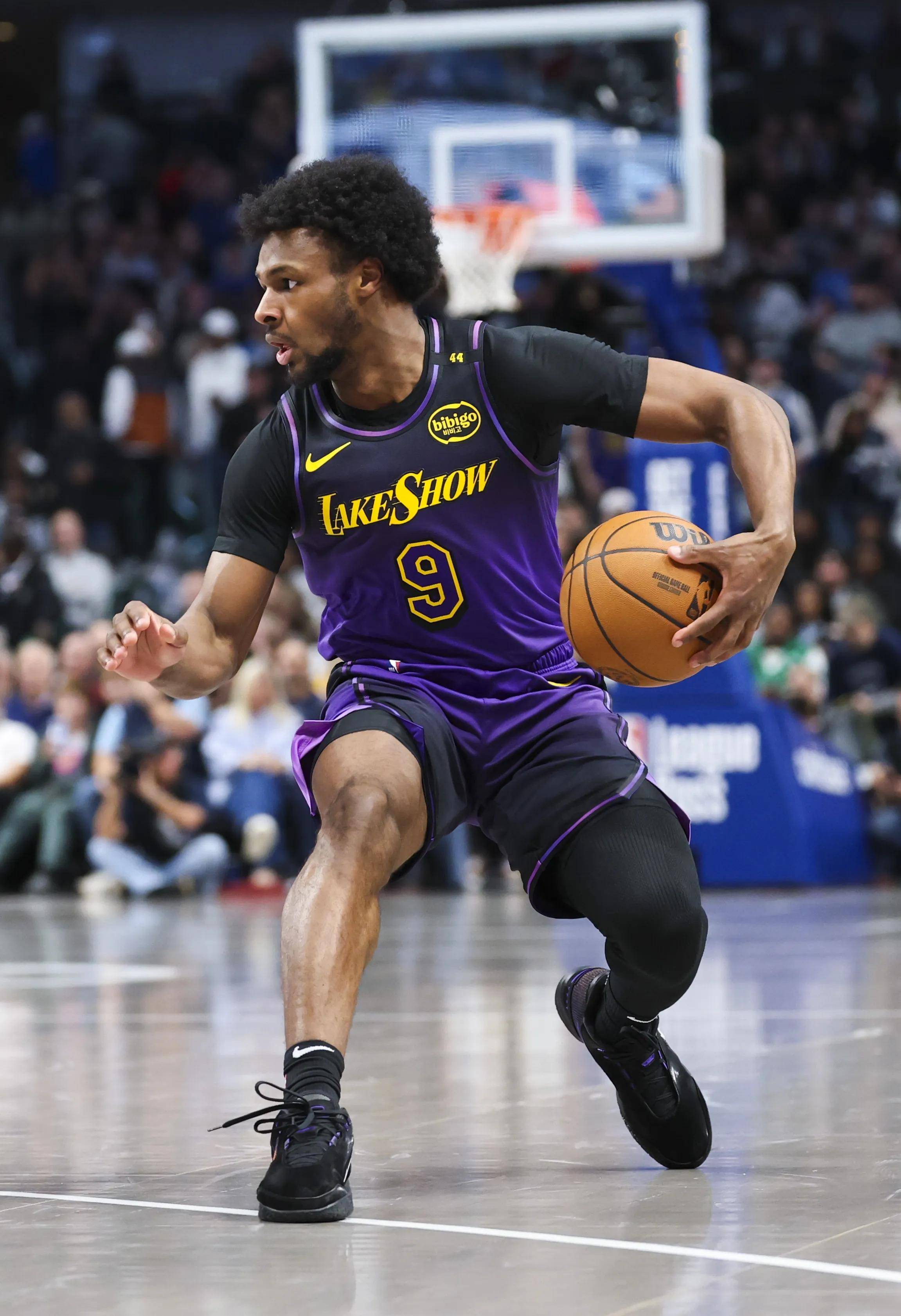 PG电子官方-雷霆鏖战塞尔维亚男篮，字母哥制霸全场的简单介绍