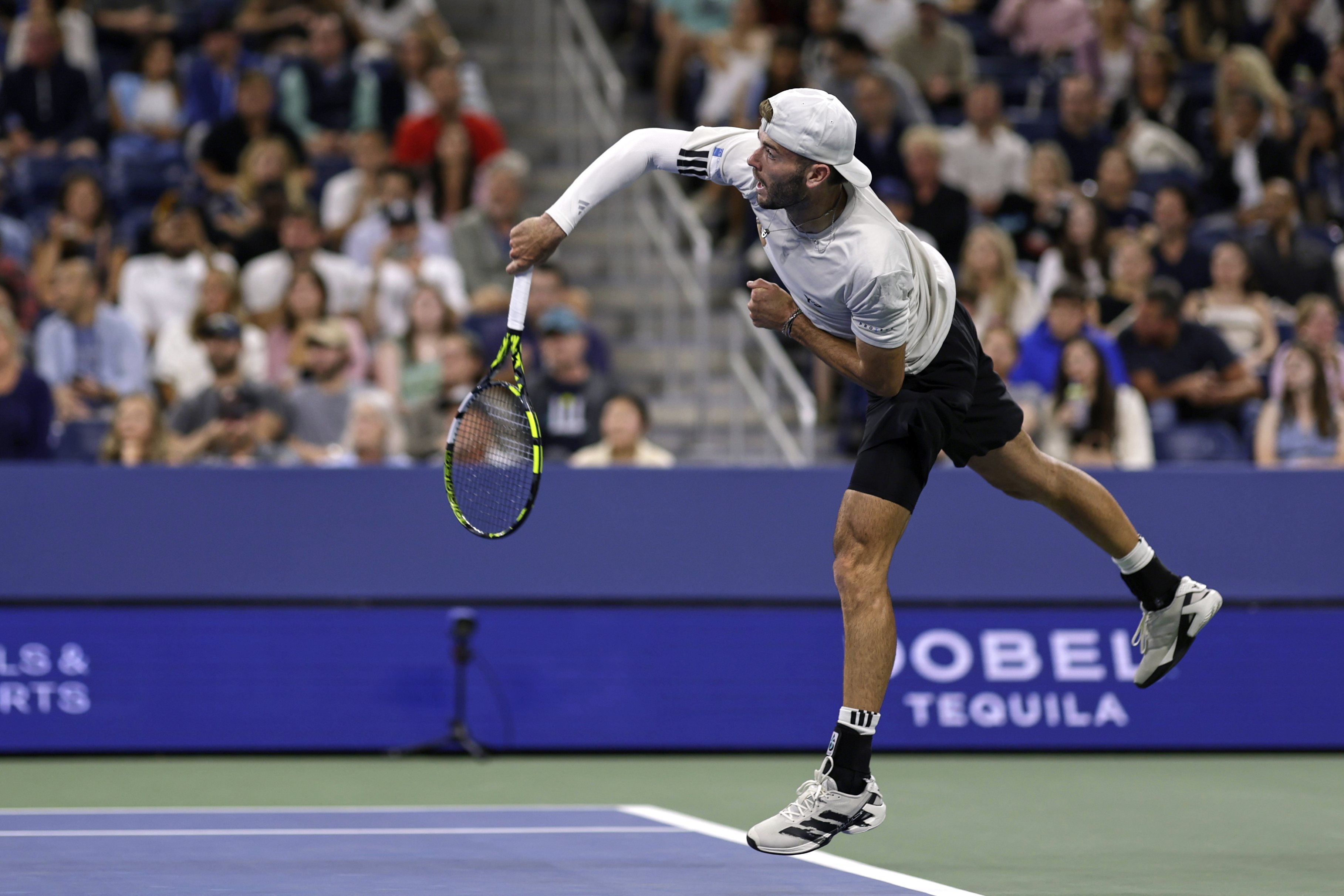 PG电子娱乐官网-关于美网逆转年终总决赛，兹维列夫统治全场的信息