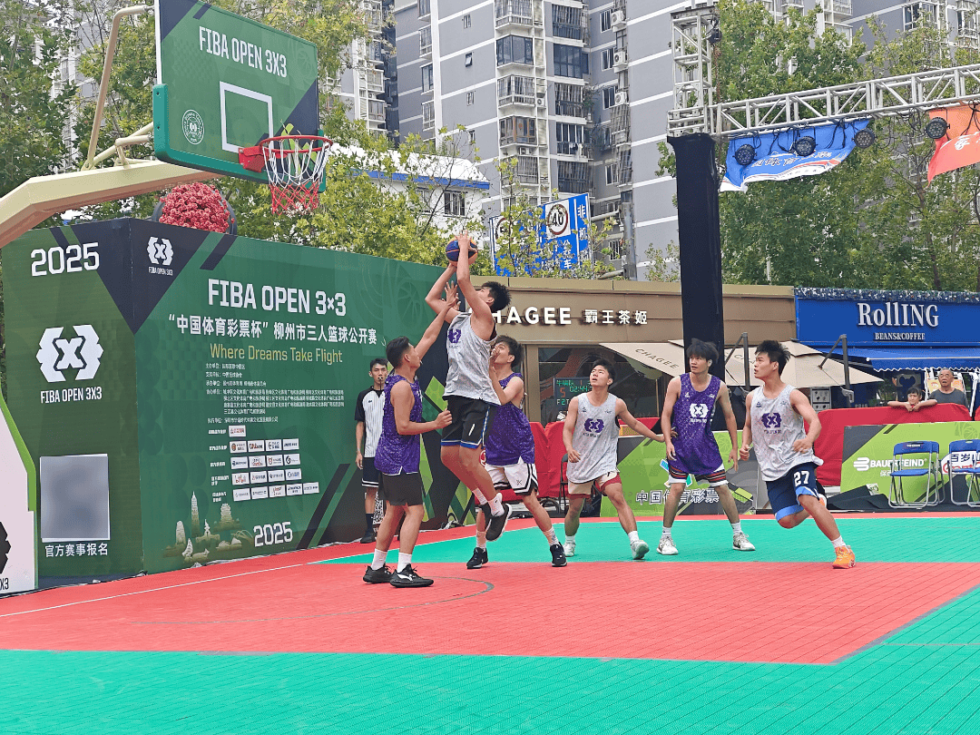 PG电子APP-引爆篮球迷狂热的精彩对决回放！