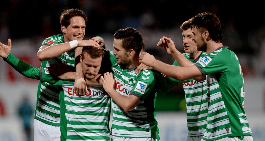 杜塞尔多夫球员状态神勇，取得与奥格斯堡队的胜利的简单介绍