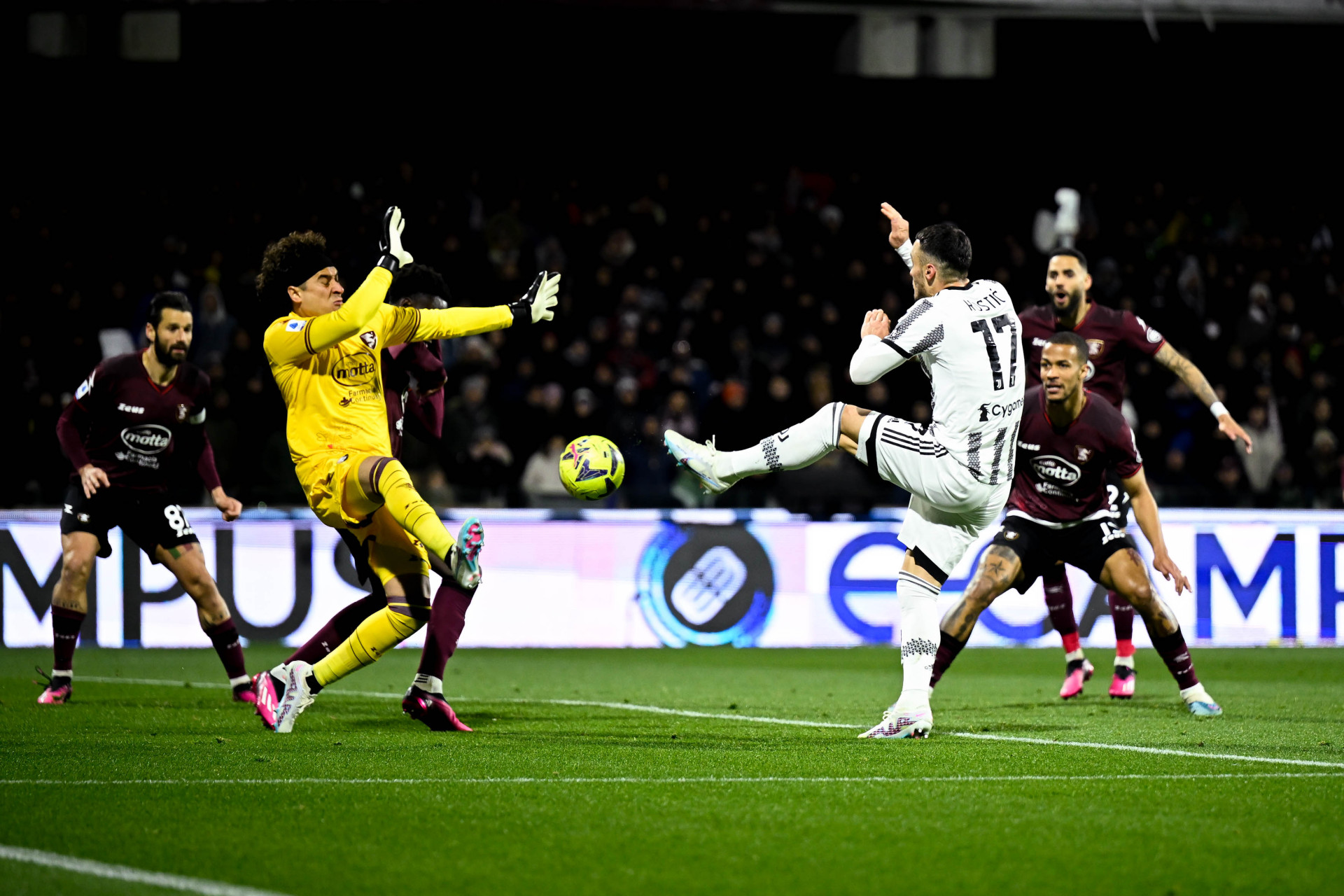 尤文图斯客场胜出，逐渐找回状态