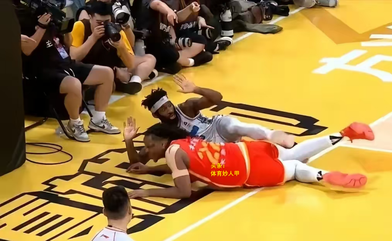 包含战火点燃CBA赛场情绪高涨的词条