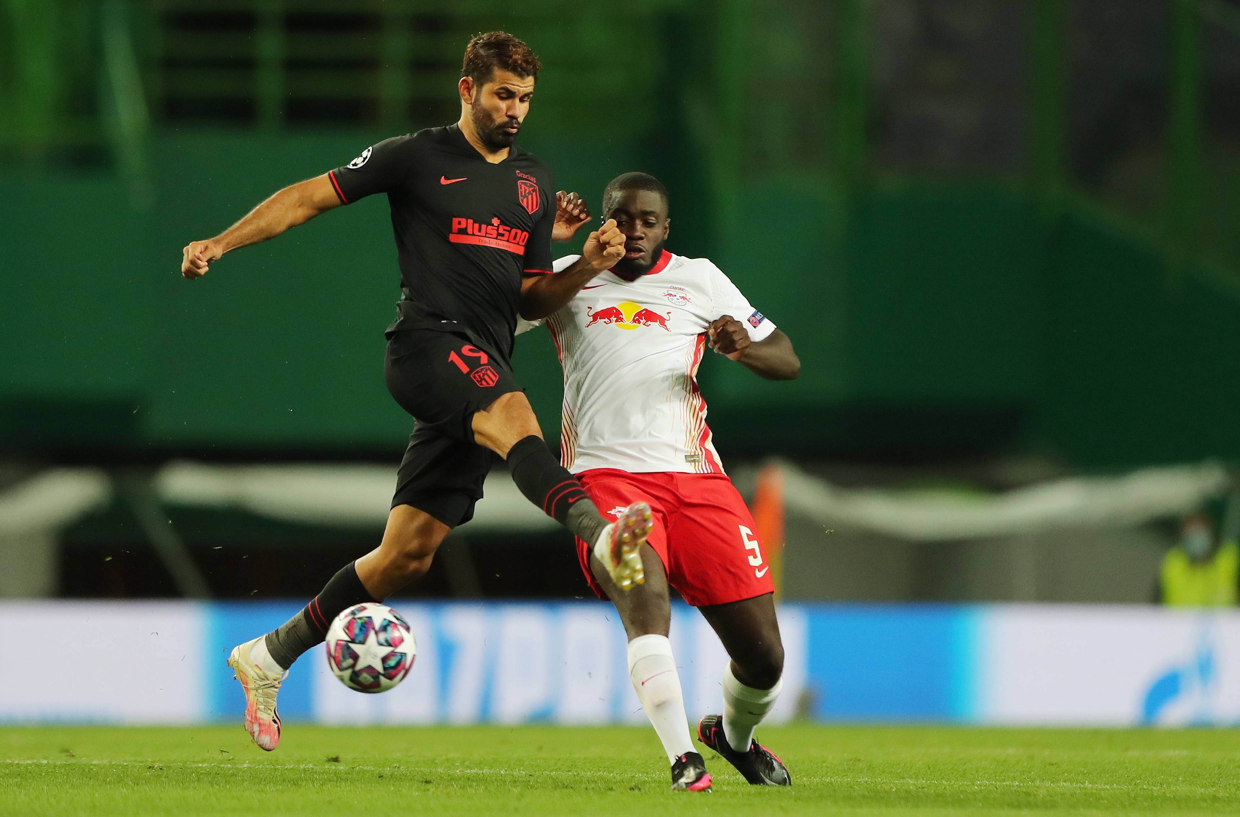 霍芬海姆客场战平沙尔克，稳居联赛中游的简单介绍