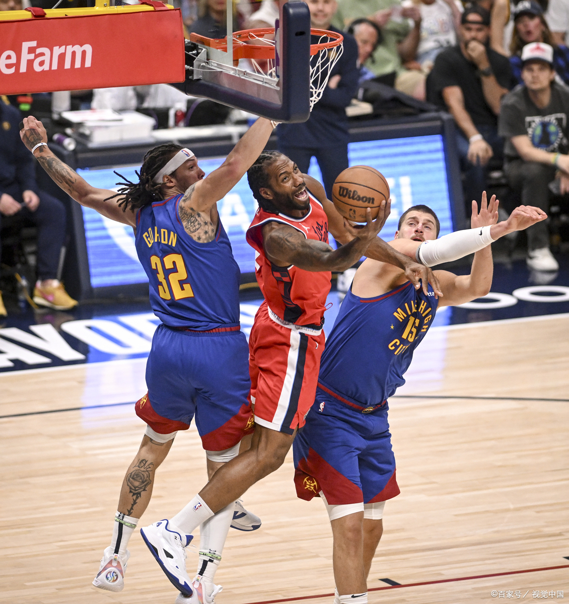 勇士碾压尼克斯，伦纳德关键制胜