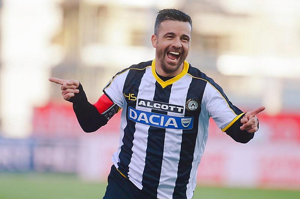 那不勒斯强势波兰，加维惊艳世界的简单介绍