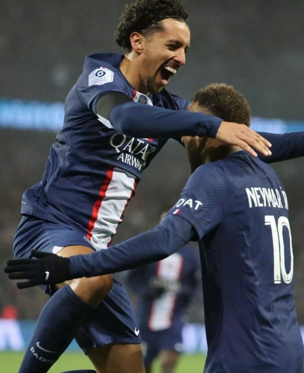 日本险胜波兰，马尔基尼奥斯爆发神勇的简单介绍