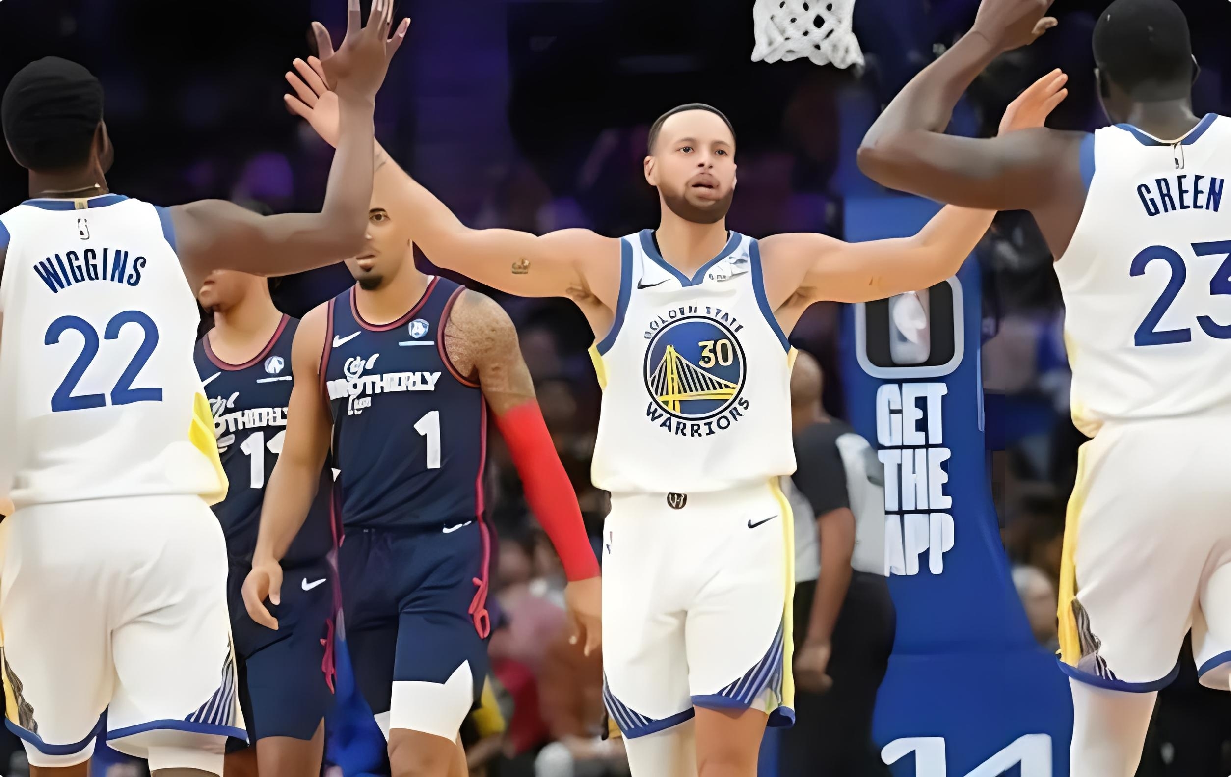 爵士完胜勇士B队，詹姆斯绝境逆转