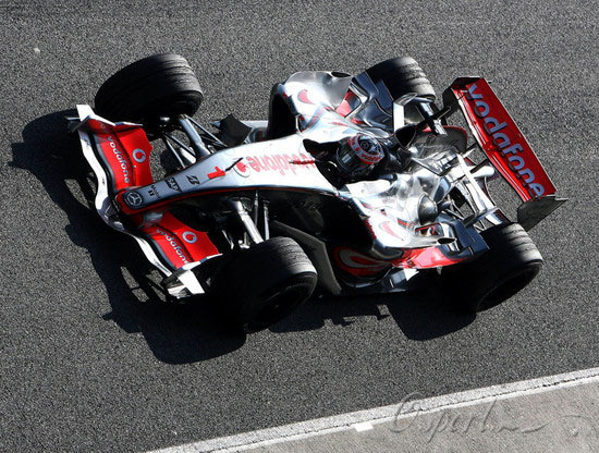 梅赛德斯逆转索伯车队，阿隆索关键制胜的简单介绍