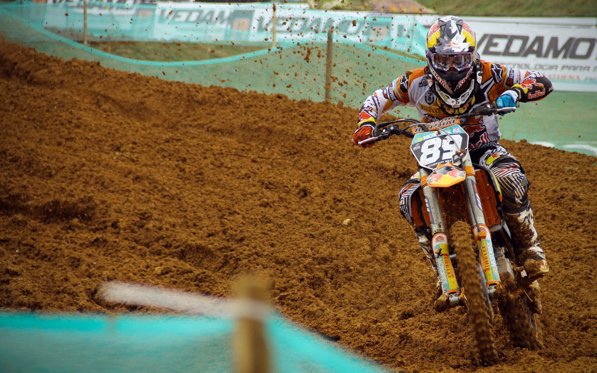 巴斯托尼欧冠封神之战，曼联争冠路上意外收获的马里宝藏