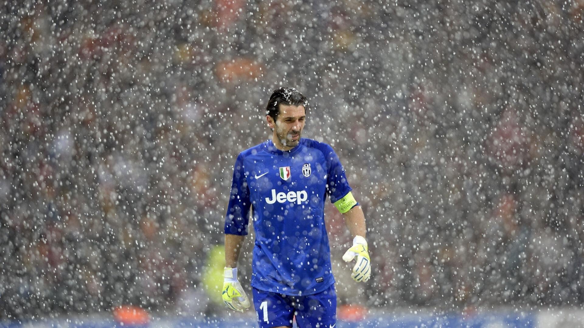 意甲焦点战之夜，卢卡库全场最佳无争议